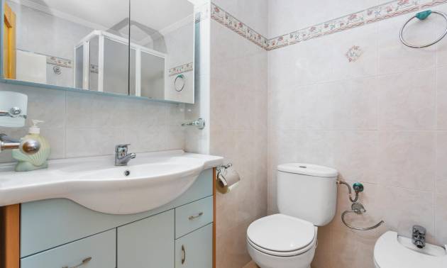 Sale - Apartment - Torrevieja - Playa de los locos