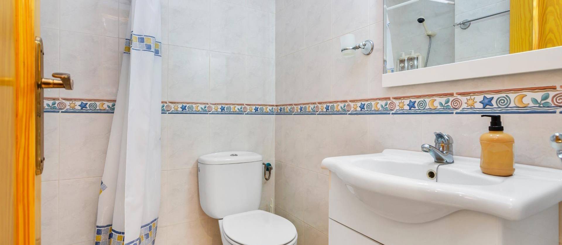 Sale - Apartment - Torrevieja - Playa de los locos