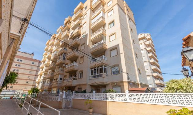 Revente - Apartment - Torrevieja - Nueva Torrevieja