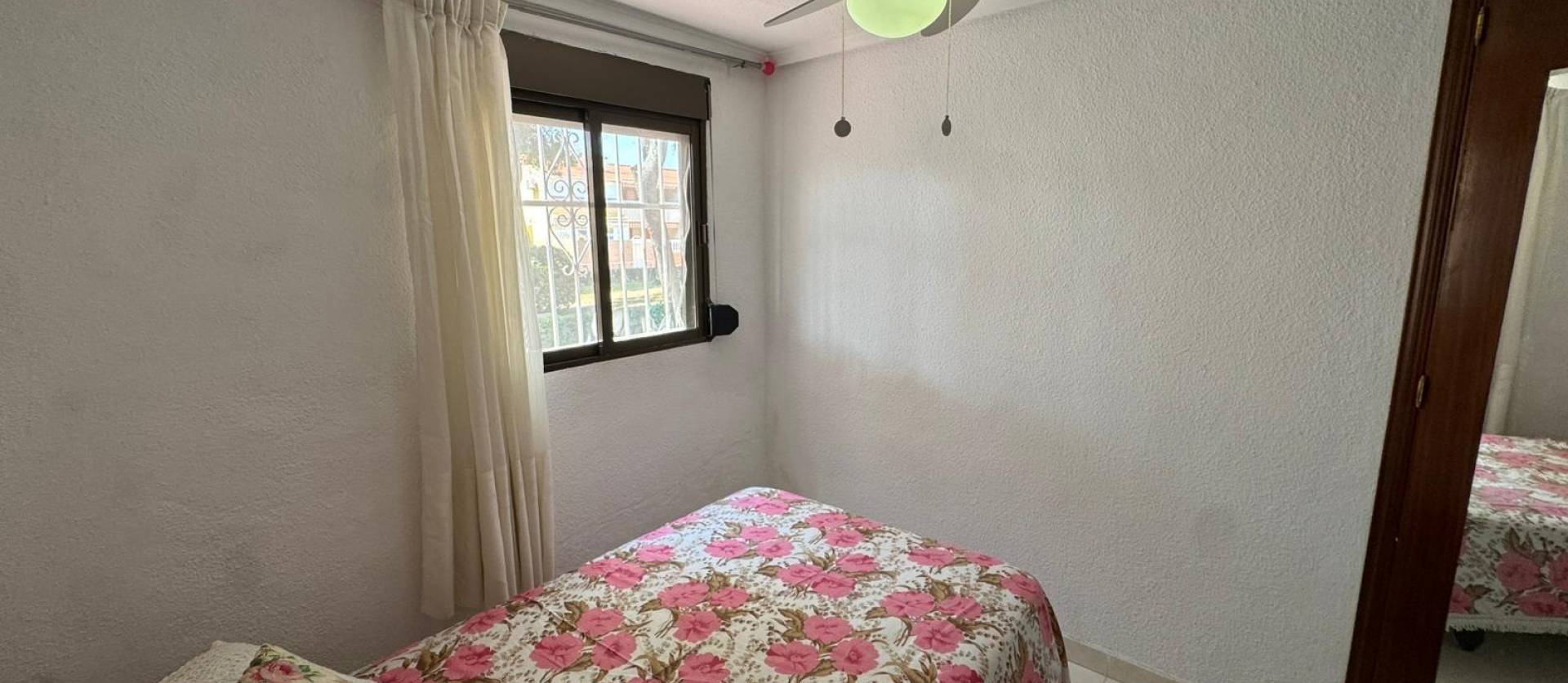 Revente - Bungalow - Torrevieja - Playa de los Naufragos