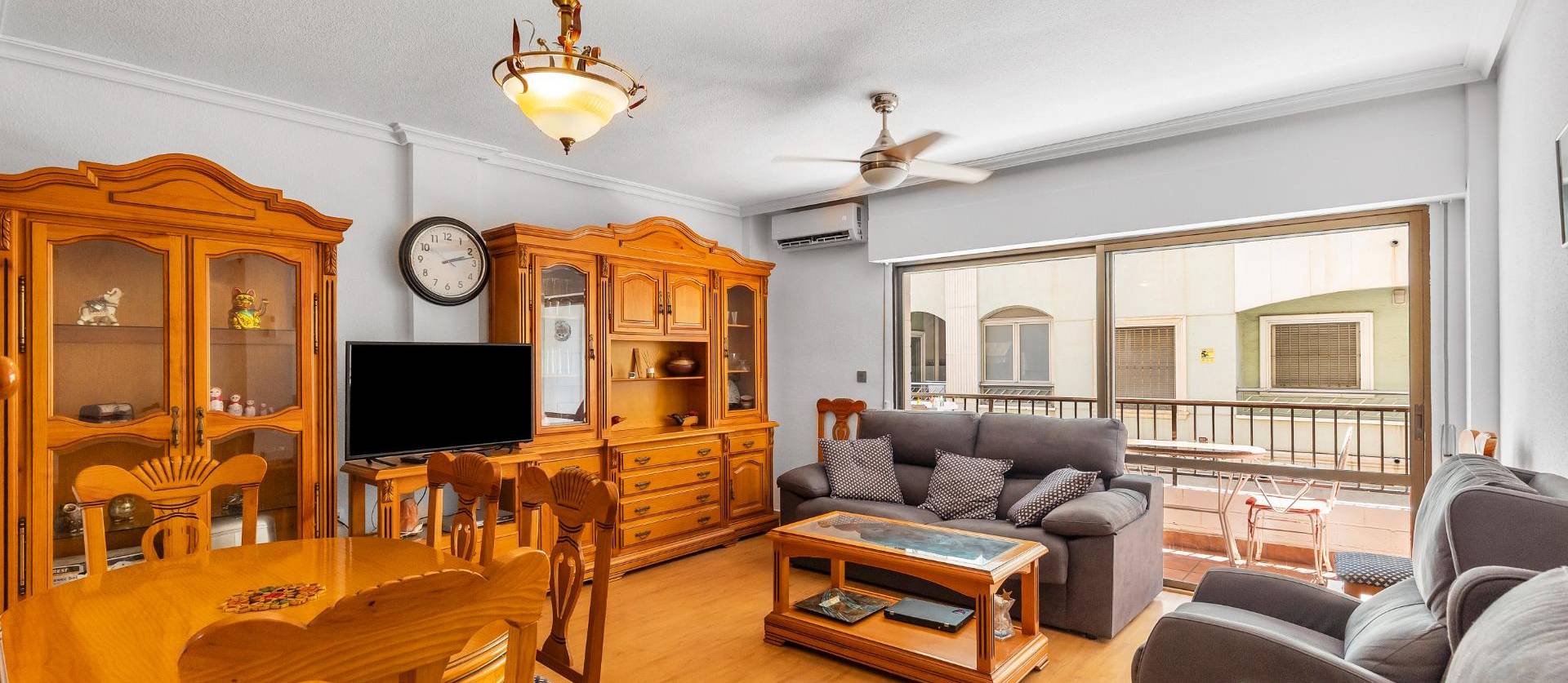 Revente - Apartment - Torrevieja - Paseo maritimo