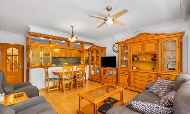 Revente - Apartment - Torrevieja - Paseo maritimo