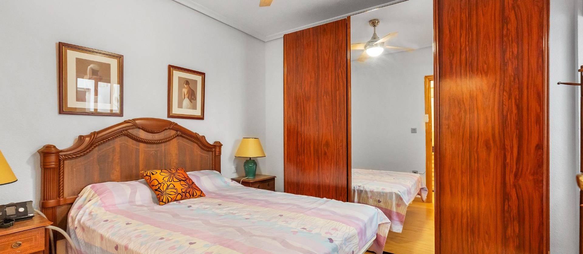 Revente - Apartment - Torrevieja - Paseo maritimo