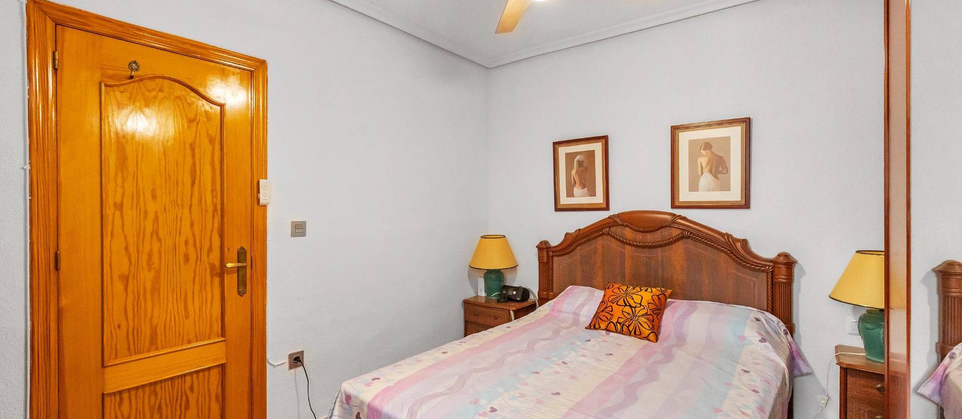 Revente - Apartment - Torrevieja - Paseo maritimo