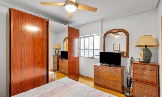 Revente - Apartment - Torrevieja - Paseo maritimo