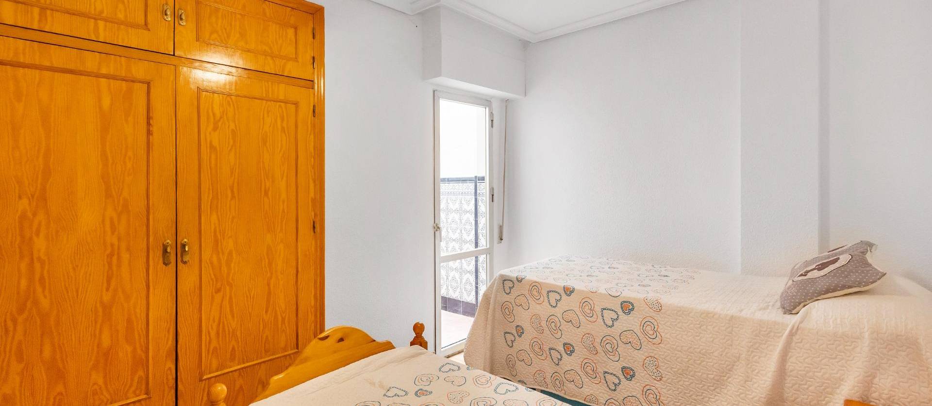 Revente - Apartment - Torrevieja - Paseo maritimo
