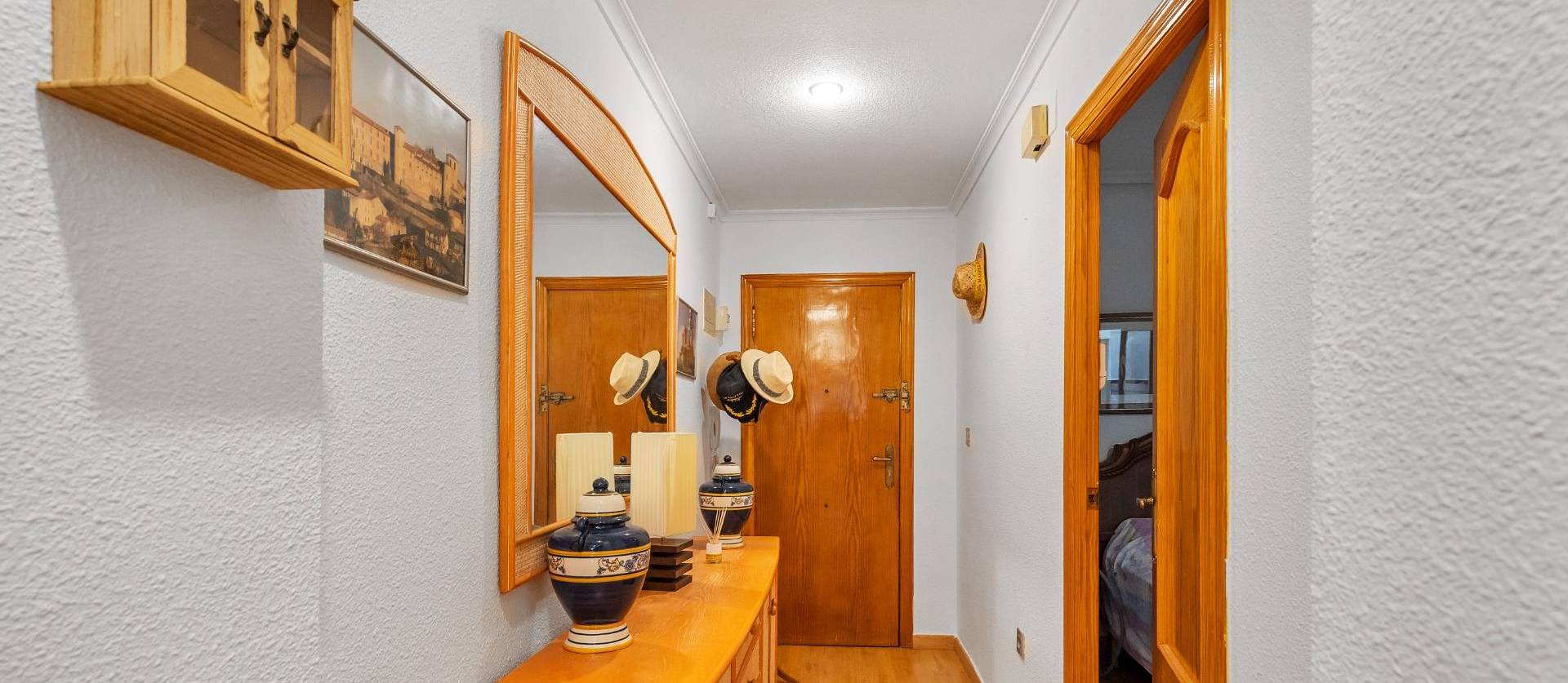 Revente - Apartment - Torrevieja - Paseo maritimo