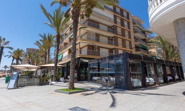 Revente - Apartment - Torrevieja - Paseo maritimo