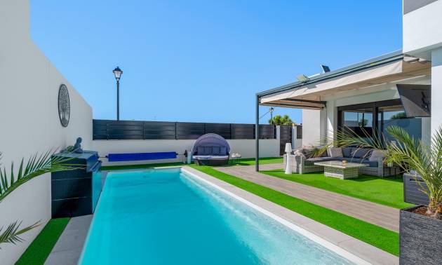Revente - Villa - Fortuna - Urbanizacion las kalendas