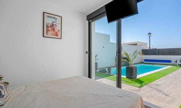 Revente - Villa - Fortuna - Urbanizacion las kalendas