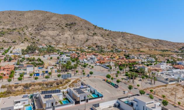 Revente - Villa - Fortuna - Urbanizacion las kalendas