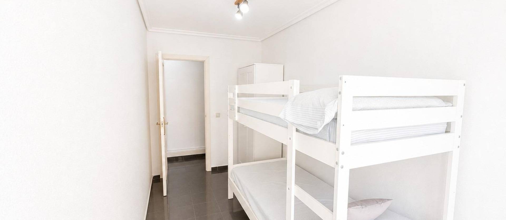 Revente - Apartment - Torrevieja - Playa de los locos