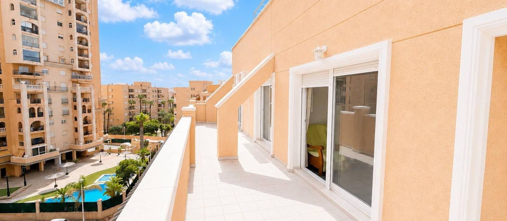 Revente - Apartment - Torrevieja - Playa de los locos