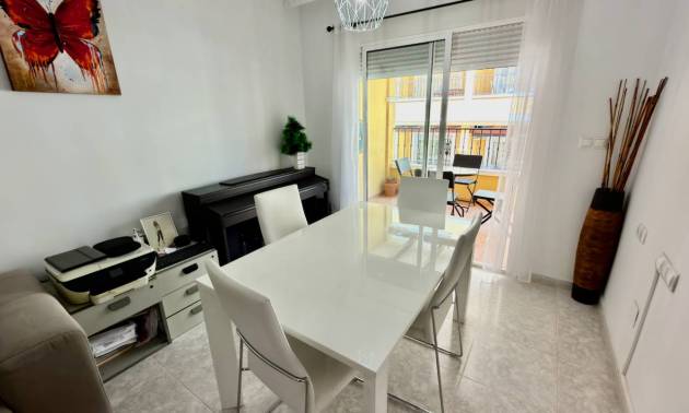 Revente - Apartment - Algorfa