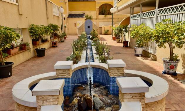 Revente - Apartment - Algorfa