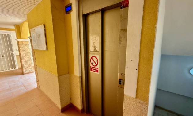 Revente - Apartment - Algorfa