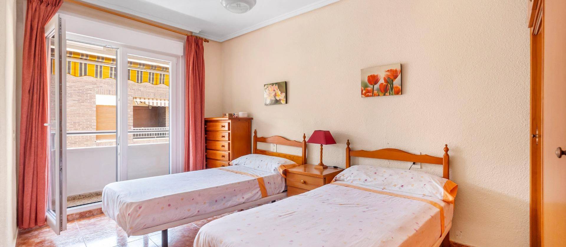 Revente - Apartment - Torrevieja - Playa del cura