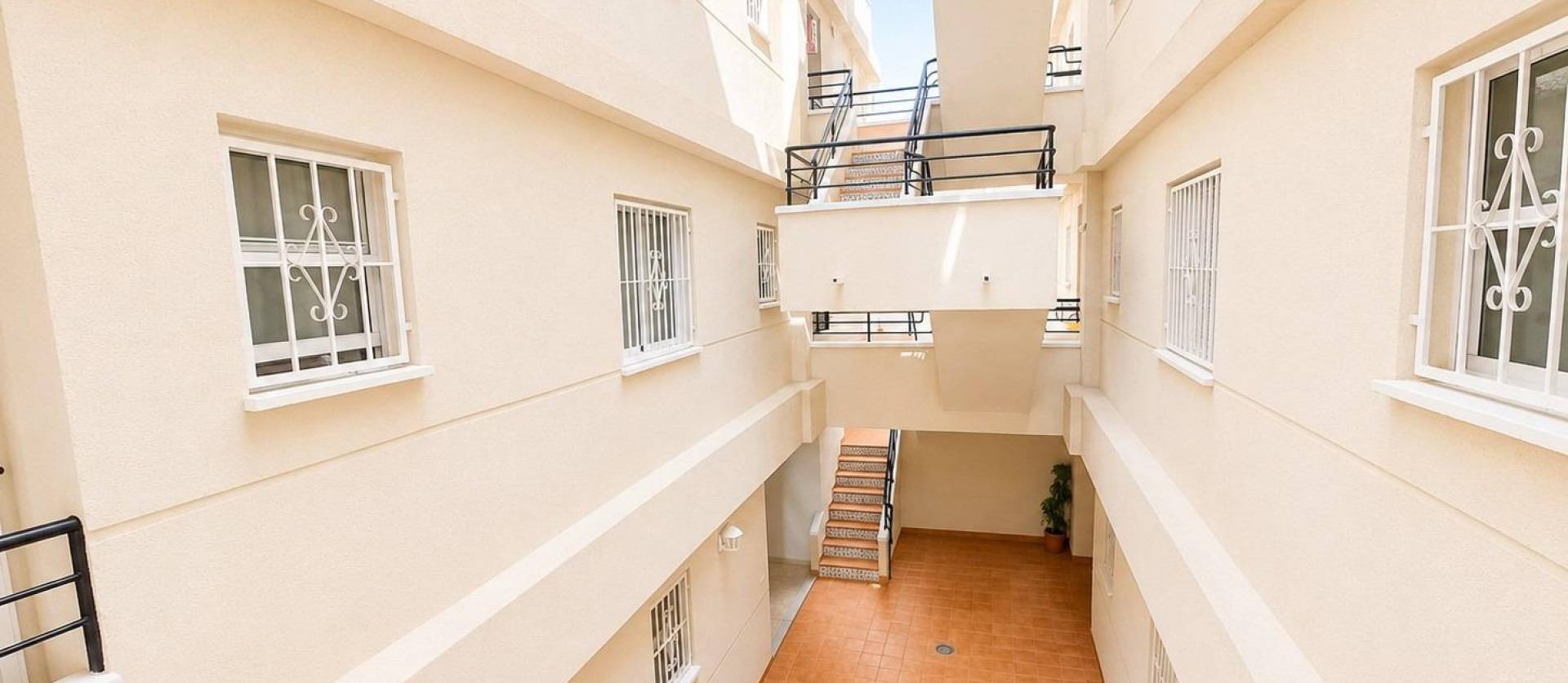 Revente - Apartment - Torrevieja - Estacion de autobuses