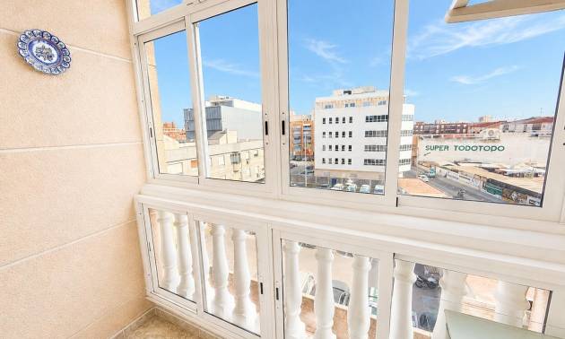 Revente - Apartment - Torrevieja - Playa del cura