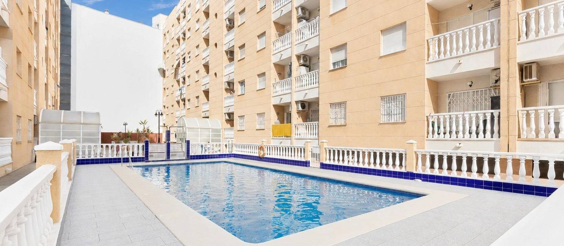 Revente - Apartment - Torrevieja - Playa del cura