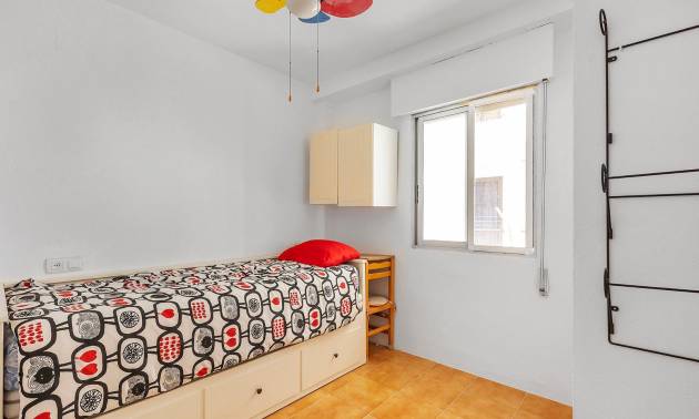 Revente - Apartment - Torrevieja - La Mata pueblo