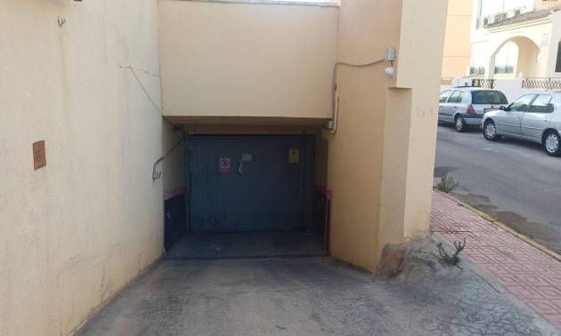 Revente - Commercial - Torrevieja - Los Europeos