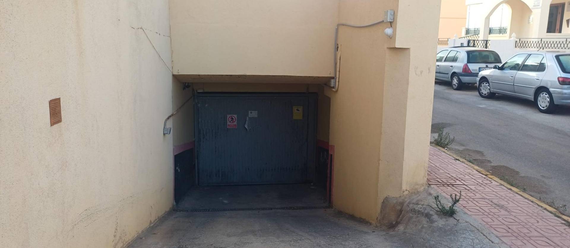 Revente - Commercial - Torrevieja - Los Europeos
