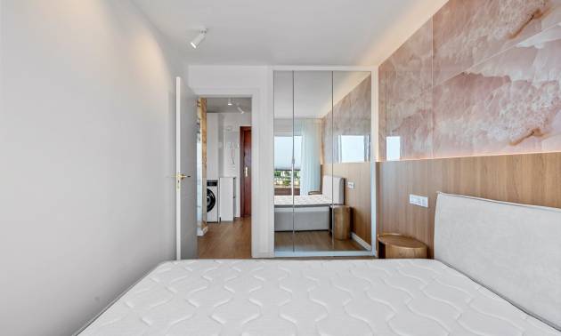 Revente - Apartment - Orihuela Costa - Punta Prima