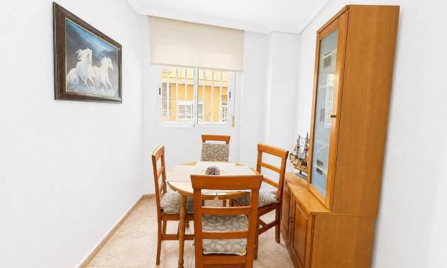 Revente - Apartment - Torrevieja - Habaneras
