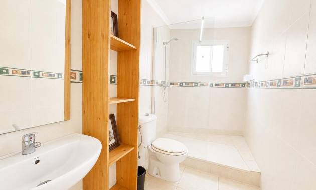 Revente - Apartment - Torrevieja - Habaneras