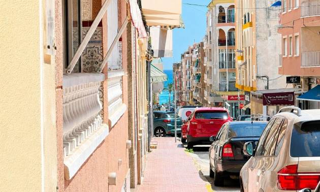 Revente - Apartment - Torrevieja - Habaneras