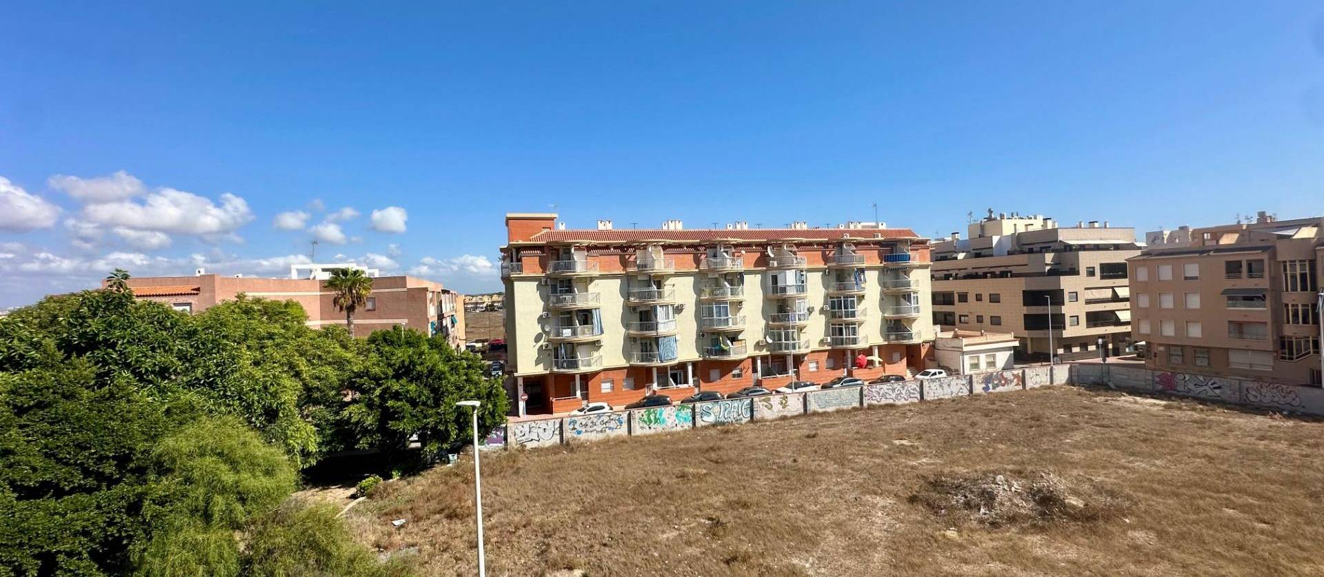 Revente - Apartment - Torrevieja - La Mata pueblo