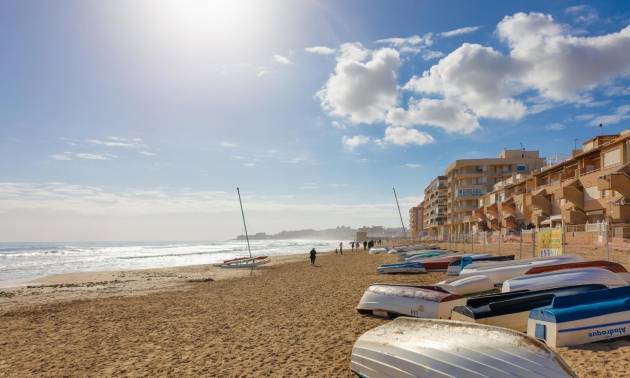 Revente - Apartment - Torrevieja - La Mata pueblo