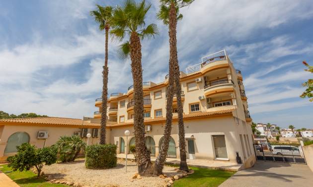 Revente - Apartment - Orihuela - Villamartín
