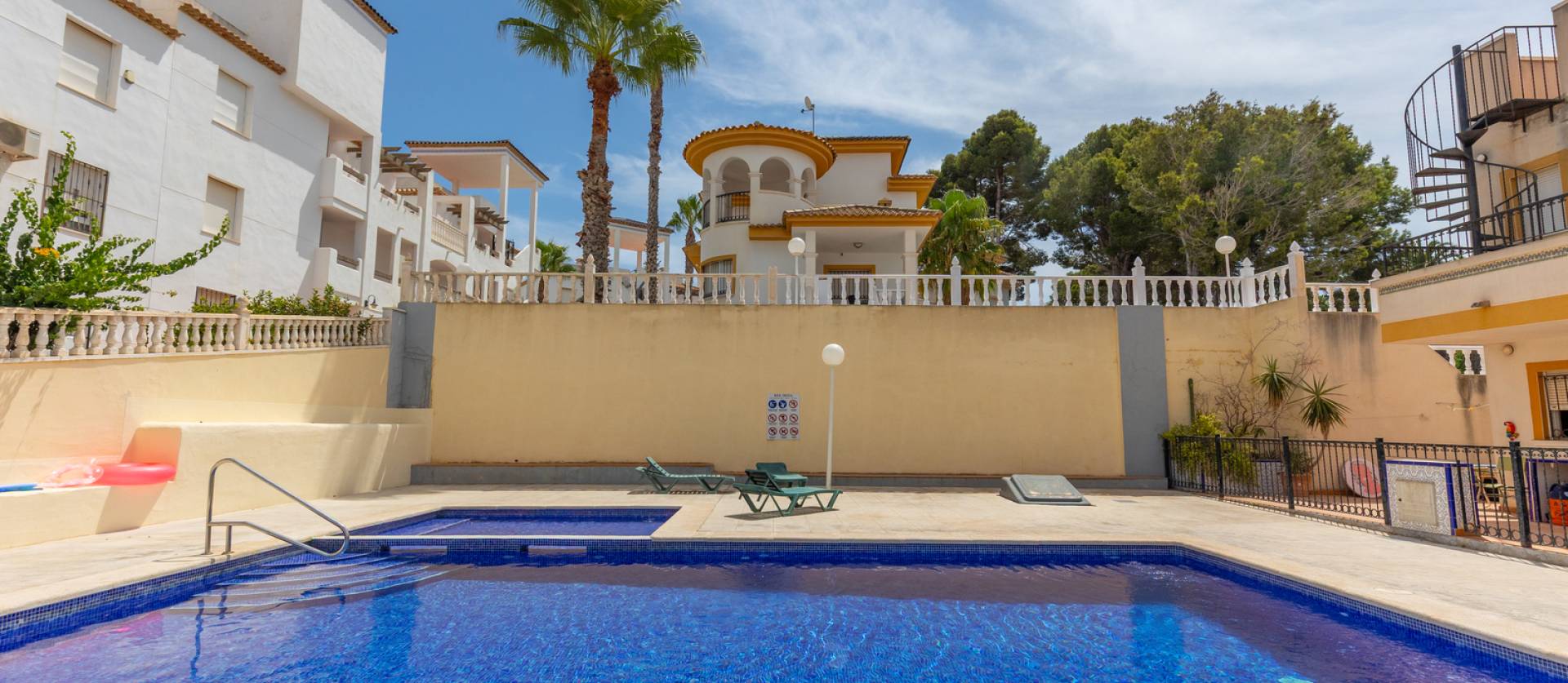Revente - Apartment - Orihuela - Villamartín