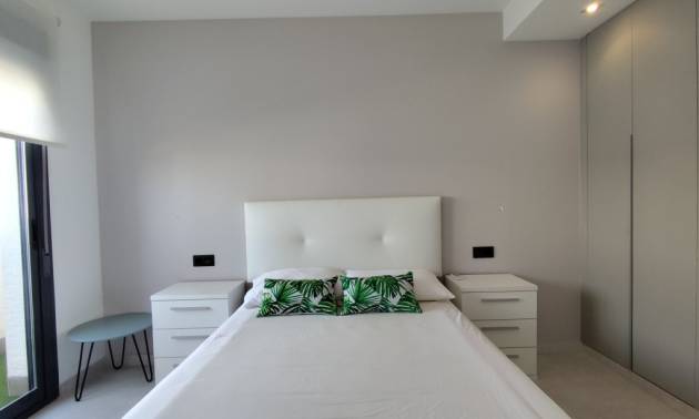 Revente - Apartment - El Raso