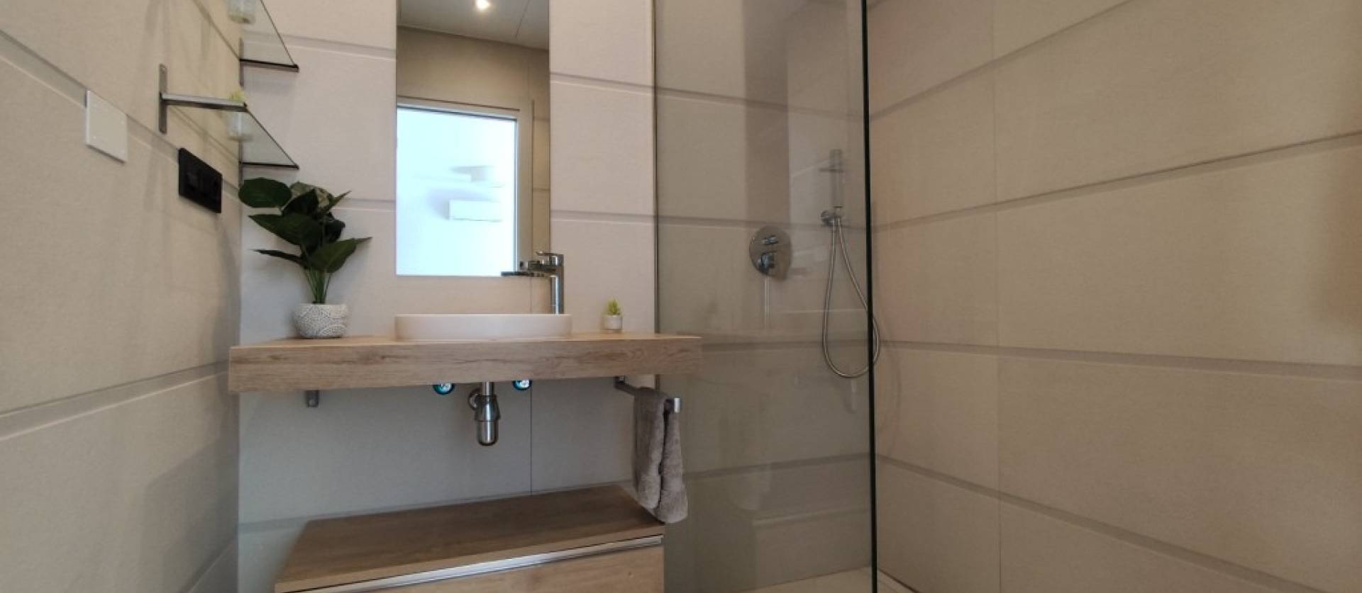 Revente - Apartment - El Raso