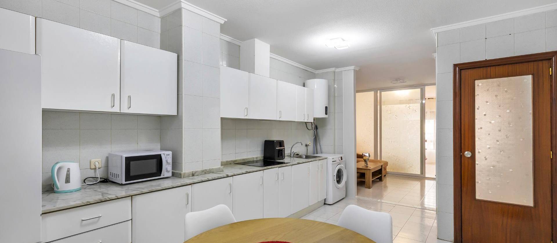 Sale - Ground Floor - Torrevieja - Centro