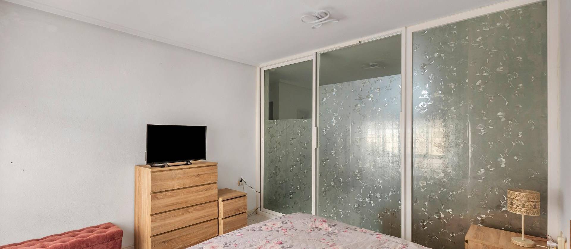 Sale - Ground Floor - Torrevieja - Centro