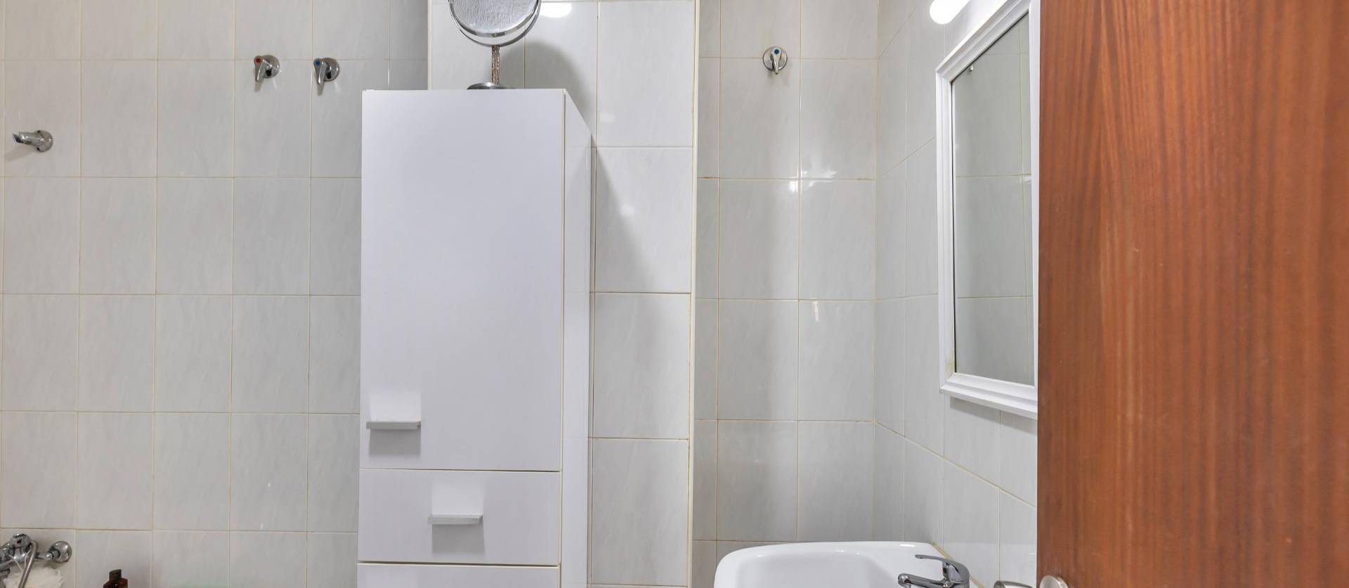 Sale - Ground Floor - Torrevieja - Centro