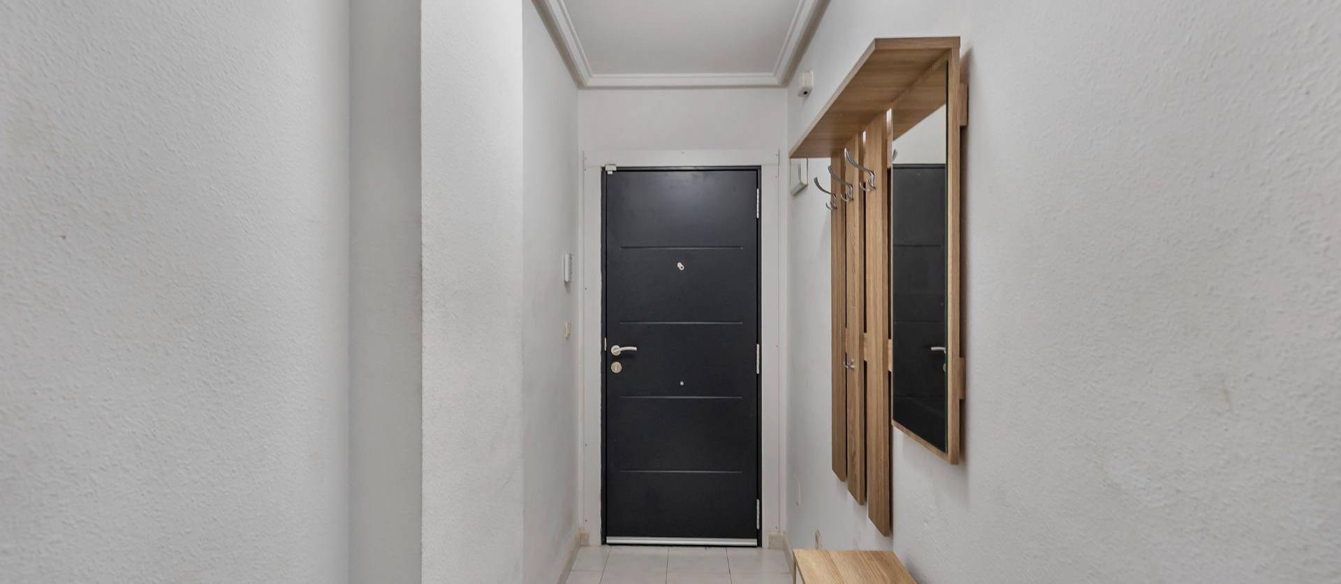Sale - Ground Floor - Torrevieja - Centro