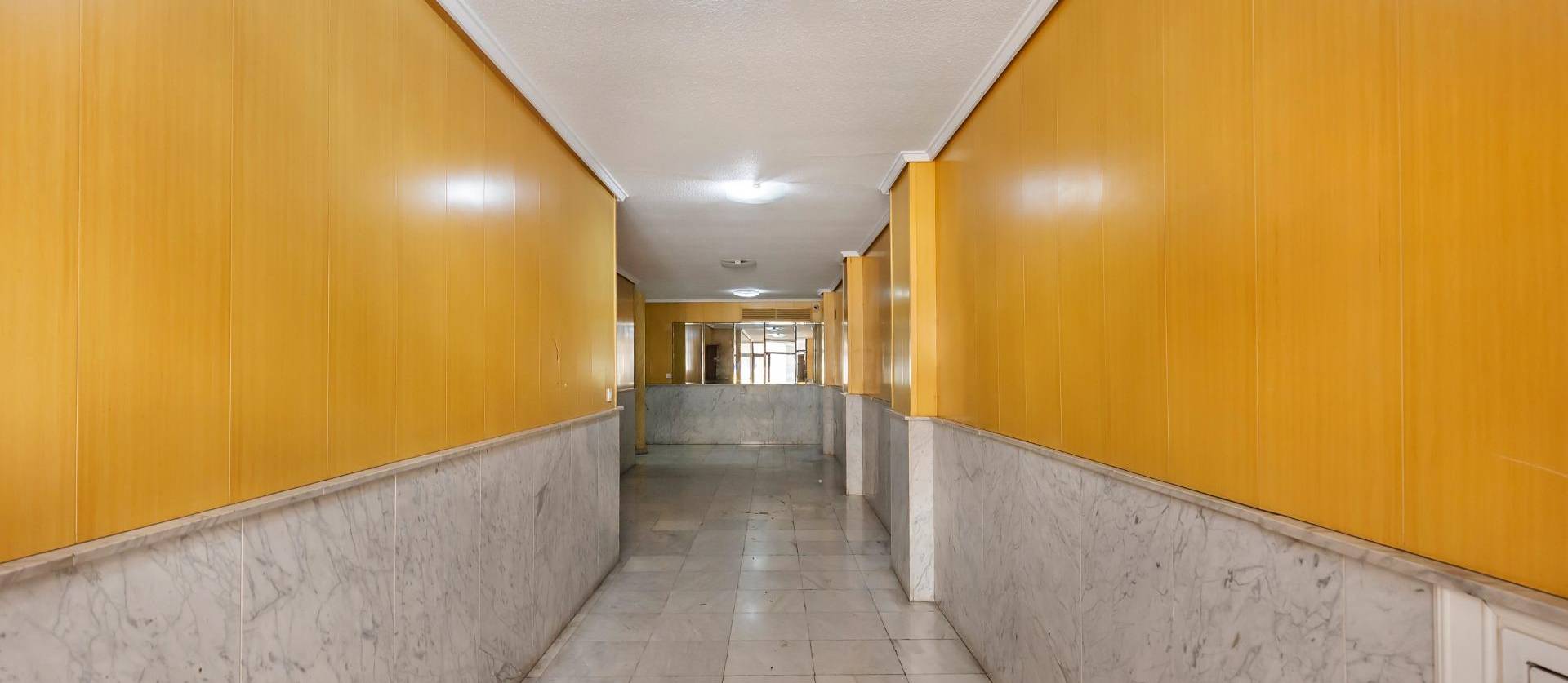 Sale - Ground Floor - Torrevieja - Centro