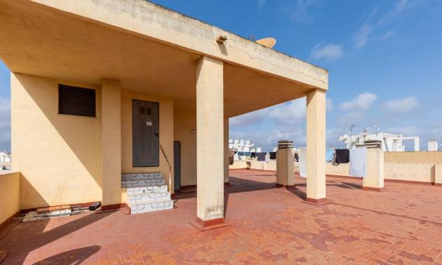 Sale - Ground Floor - Torrevieja - Centro