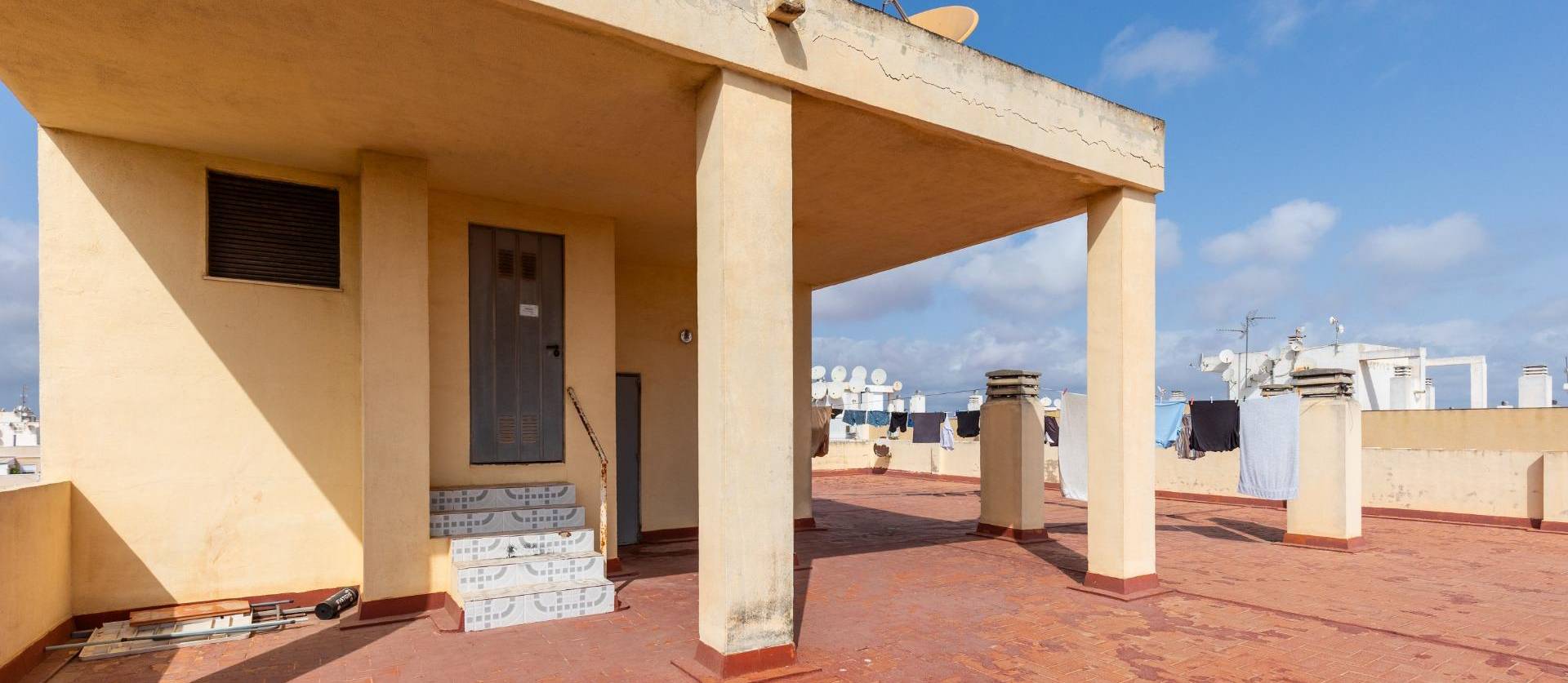 Sale - Ground Floor - Torrevieja - Centro