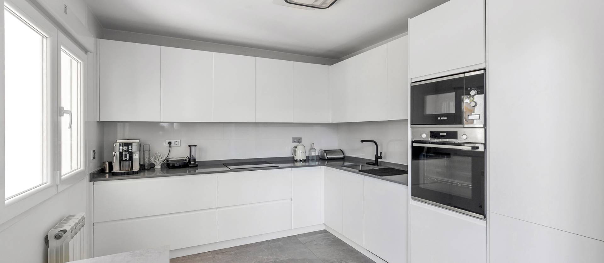 Sale - Villa - Torrevieja - Los Balcones