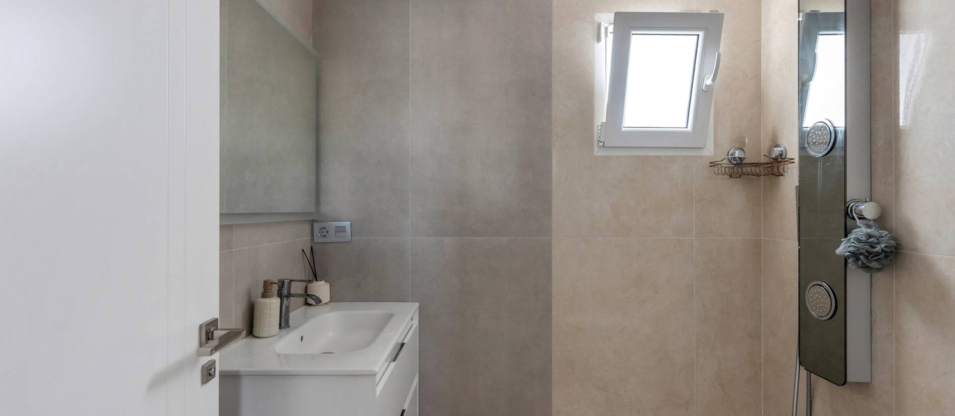 Sale - Villa - Torrevieja - Los Balcones