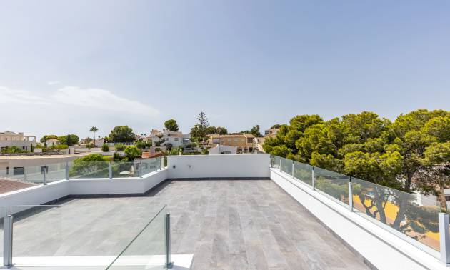 Sale - Villa - Torrevieja - Los Balcones