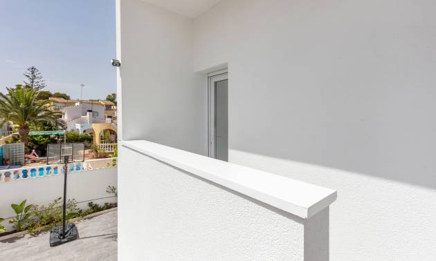 Sale - Villa - Torrevieja - Los Balcones