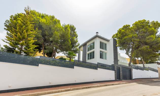 Sale - Villa - Torrevieja - Los Balcones