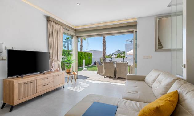 Revente - Villa - Orihuela Costa - Villamartín